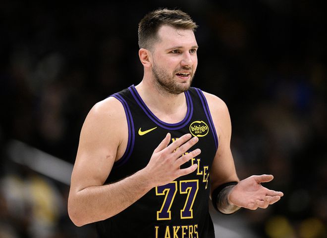 东契奇42分12助追平哈登历史第二纪录