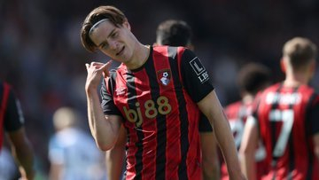 曼联争夺埃利奥特·安德森引热议 1.25亿报价难破